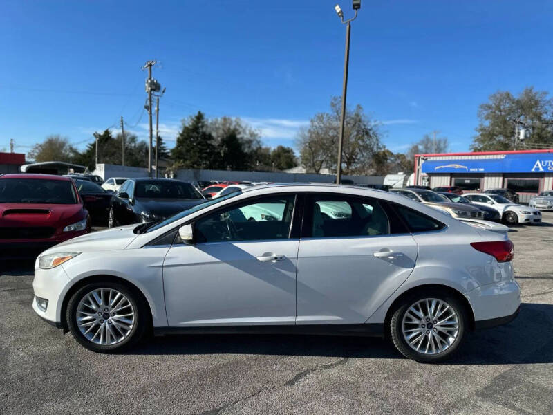 2017 Ford Focus Titanium