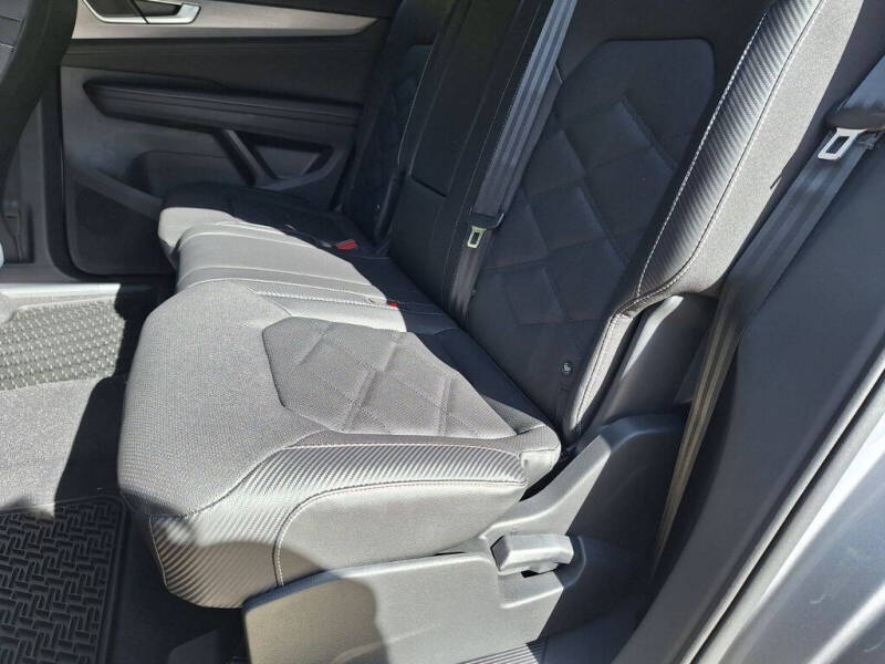 2026 Volkswagen Atlas Cross Sport SE