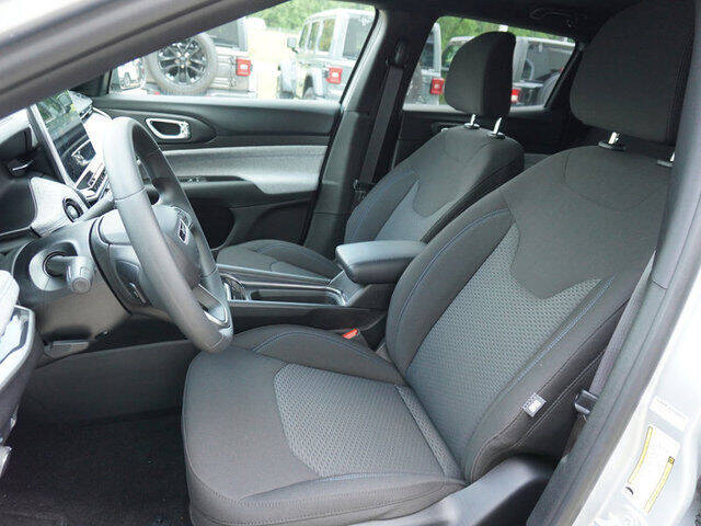 2024 Jeep Compass Sport