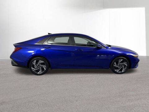 2025 Hyundai Elantra Hybrid Limited