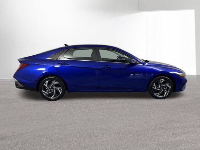 2025 Hyundai Elantra Hybrid Limited