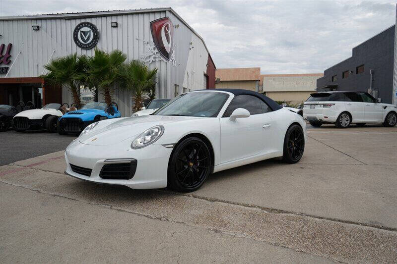 2017 Porsche 911 Carrera