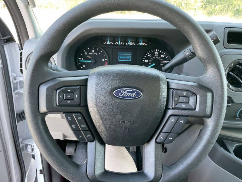2025 Ford E-Series