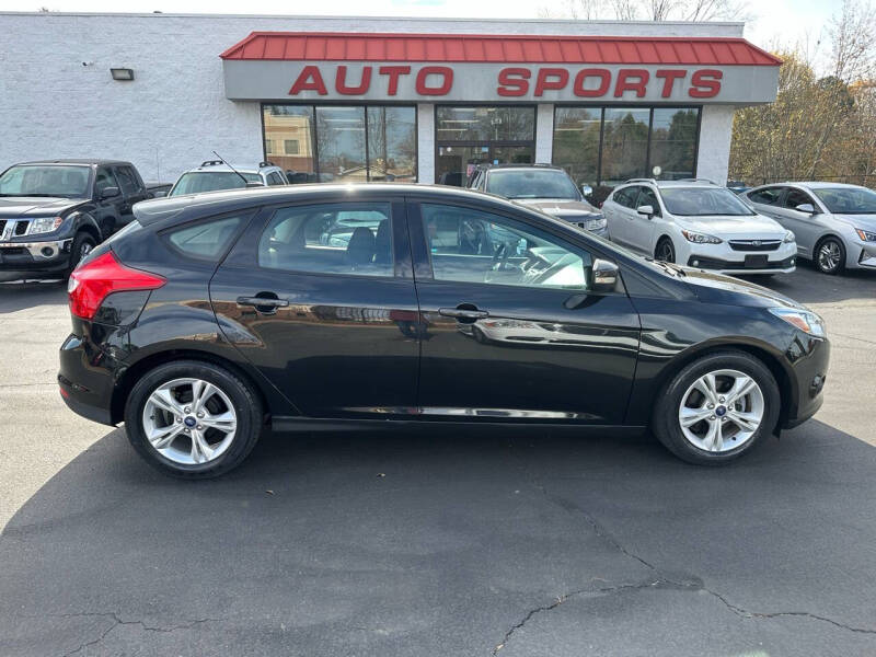 2014 Ford Focus SE photo 4