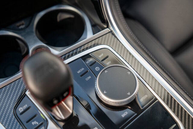 2020 BMW M8 29