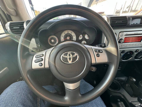 2012 Toyota FJ Cruiser