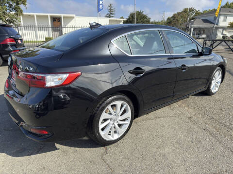 2017 Acura ILX w/Tech
