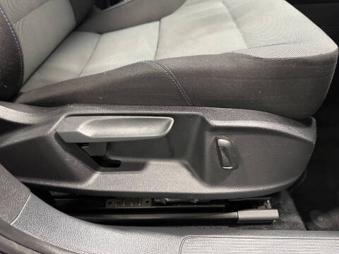 2016 Volkswagen e-Golf SE