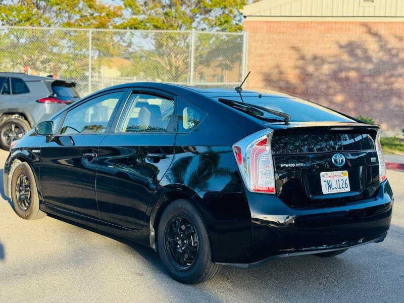 2015 Toyota Prius Two
