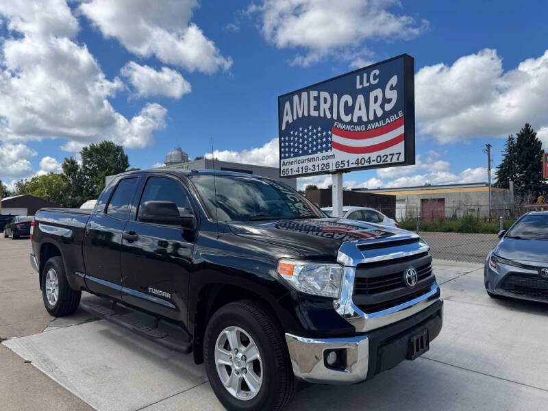 2015 Toyota Tundra SR5's photo