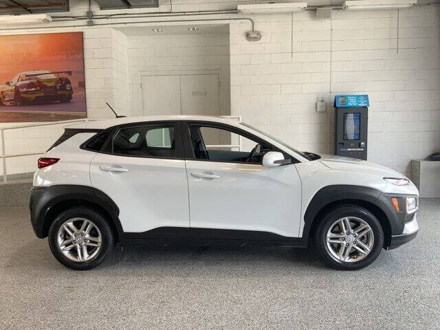 Used 2021 Hyundai Kona SE with VIN KM8K1CAA6MU657166 for sale in Lexington, SC