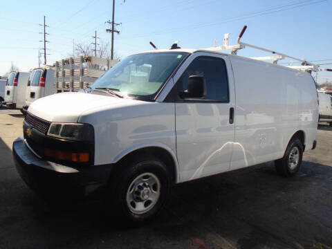 2020 Chevrolet Express for sale at HENNE DISTRIBUTING CO in Grandview MO