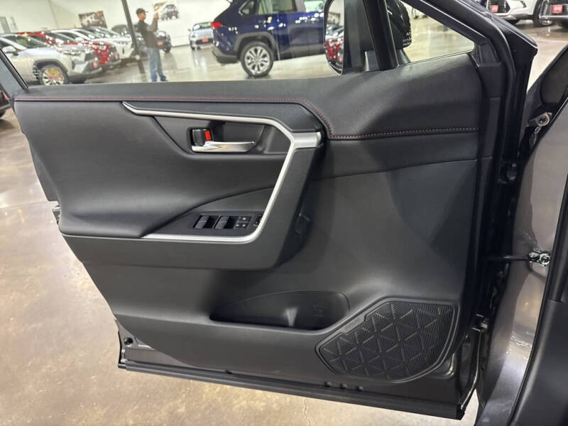 2025 Toyota RAV4 Plug-in Hybrid XSE