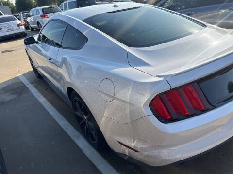 2017 Ford Mustang EcoBoost Premium