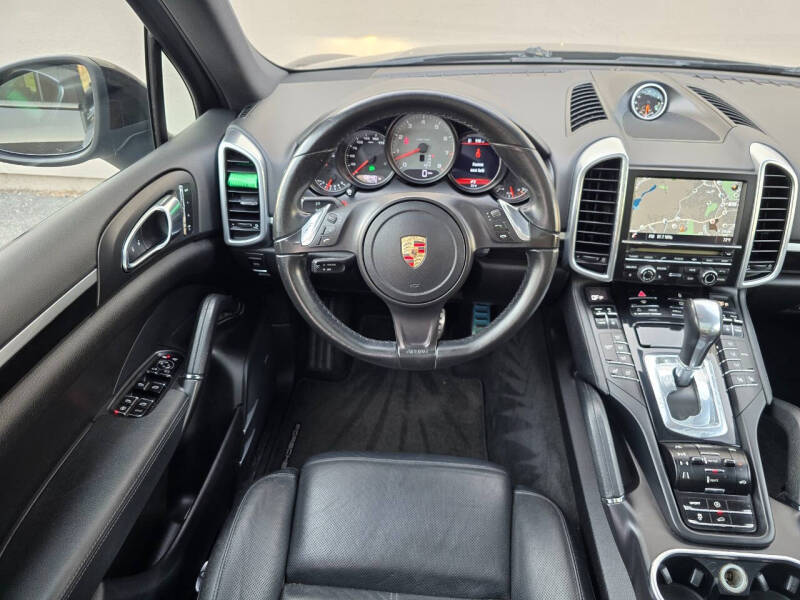 2013 Porsche Cayenne S