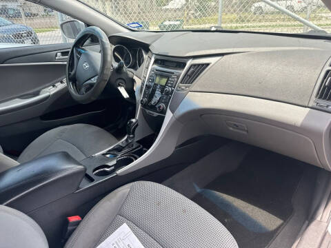 2011 Hyundai Sonata GLS