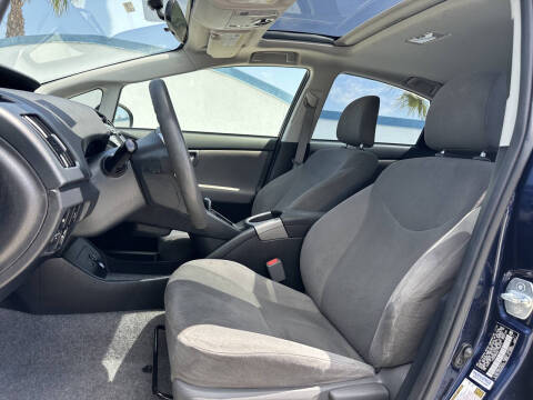 2014 Toyota Prius Three