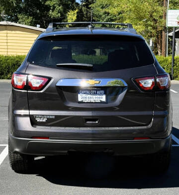 2017 Chevrolet Traverse LS