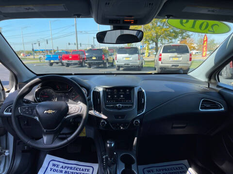 2019 Chevrolet Cruze LS