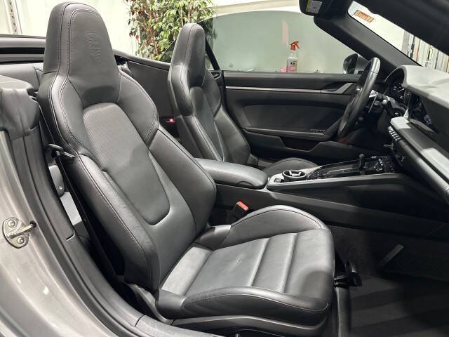 2022 Porsche 911