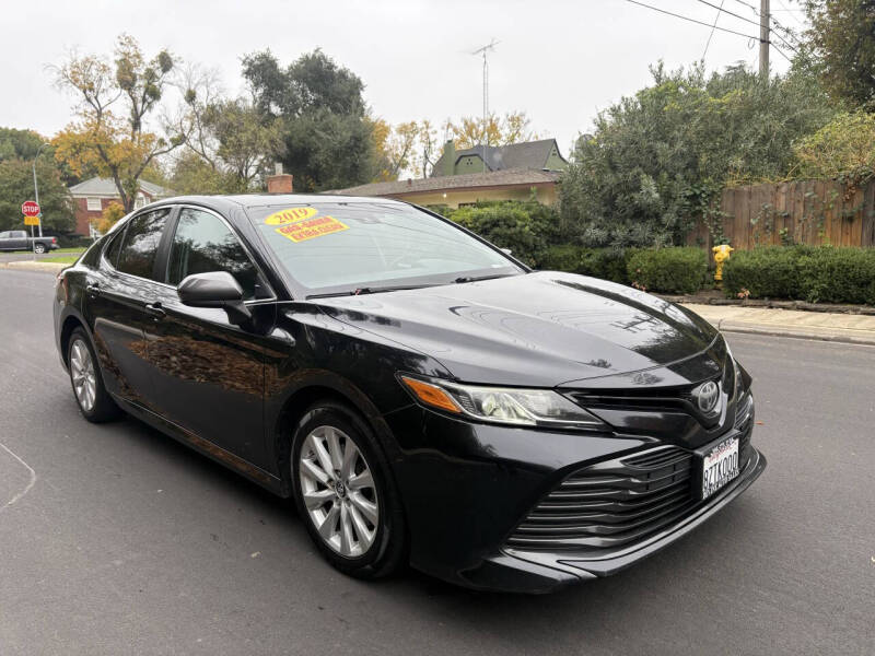 2019 Toyota Camry LE