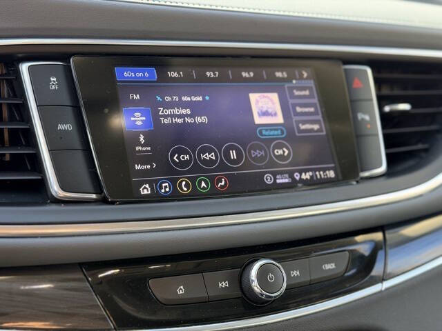 2020 Buick Enclave Essence