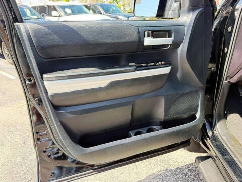 2016 Toyota Tundra SR5