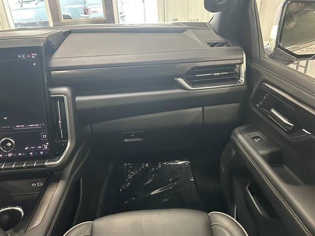 2025 GMC Yukon XL Elevation