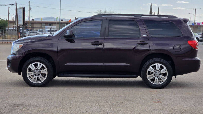 2014 Toyota Sequoia SR5