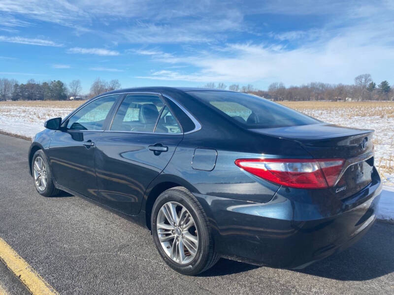 2016 Toyota Camry SE