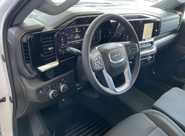 2025 GMC Sierra 1500