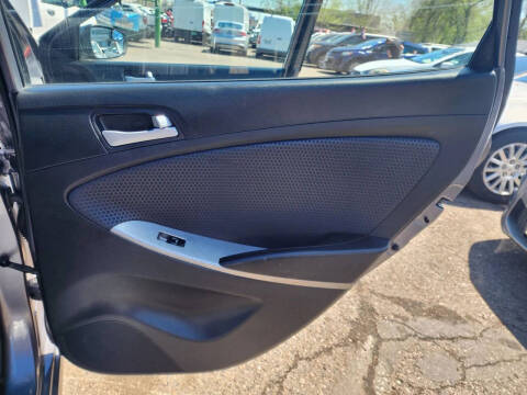 2015 Hyundai Accent Sport