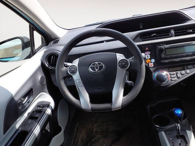 2014 Toyota Prius c Two