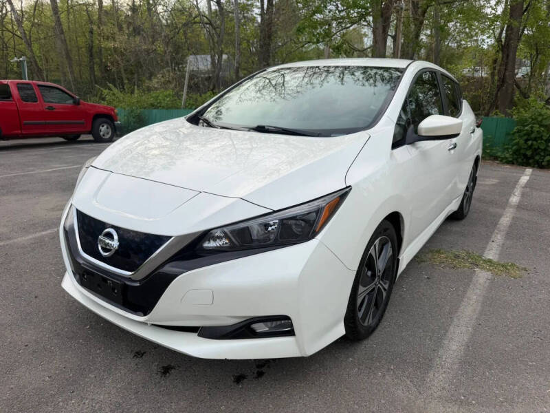 2022 Nissan LEAF SV