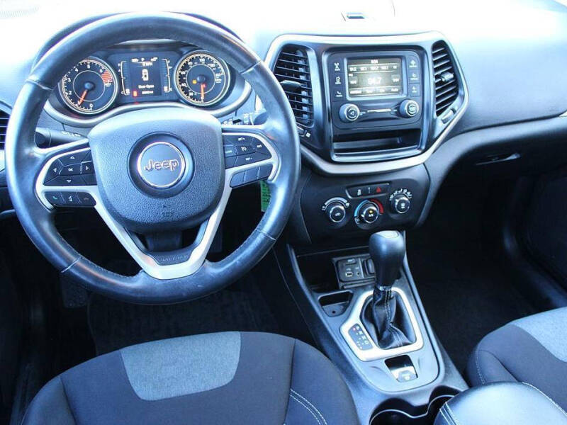 2018 Jeep Cherokee Latitude