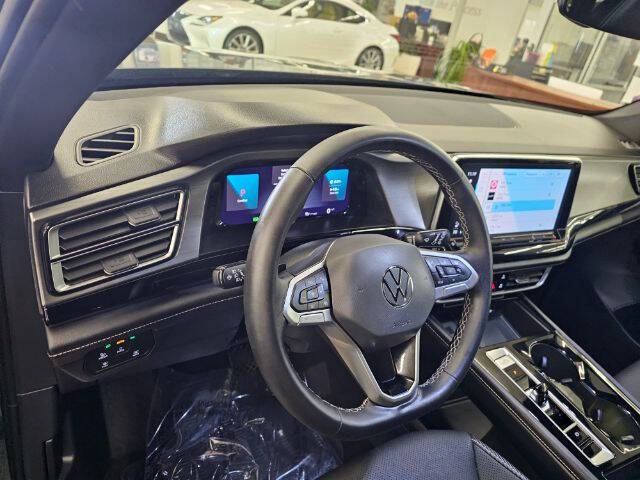 2024 Volkswagen Atlas Cross Sport SE 4Motion