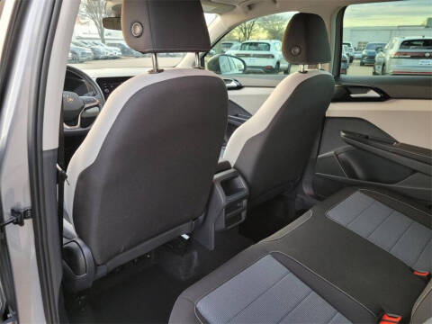 2025 Volkswagen Taos S