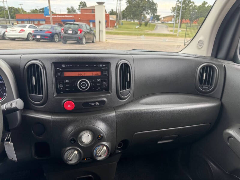 2012 Nissan cube