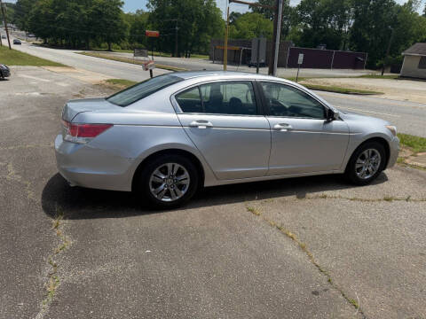 2011 Honda Accord for sale at RICHARDSON MOTORS in Anderson SC