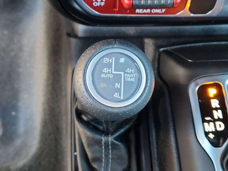 2024 Jeep Gladiator Mojave X