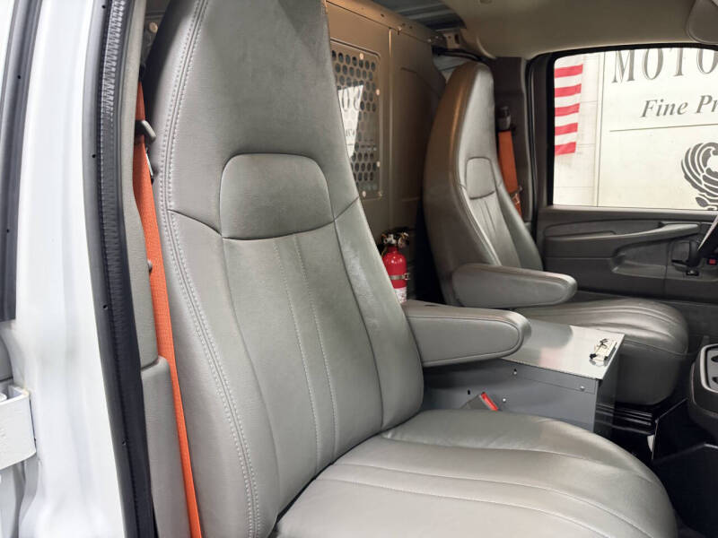 2015 Chevrolet Express 2500