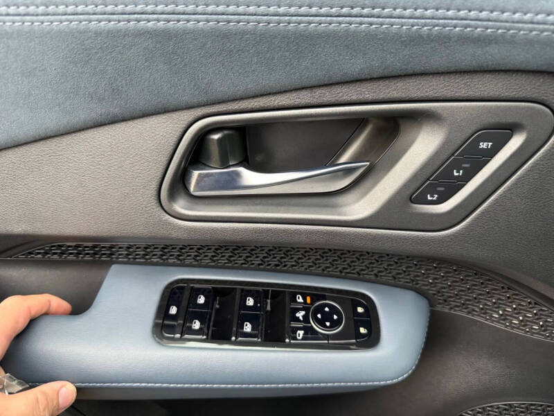 2023 Nissan Ariya Platinum+ e-4ORCE