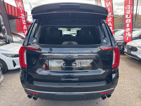 2023 GMC Yukon XL Denali Ultimate