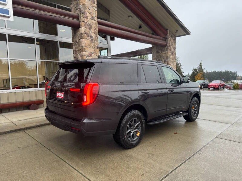 2025 Ford Expedition Tremor