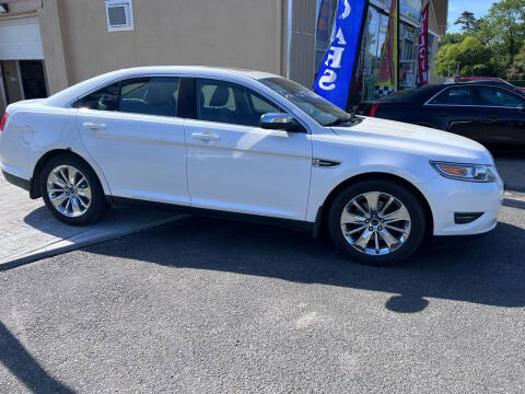 2010 Ford Taurus for sale at A.T  Auto Group LLC in Lakewood NJ
