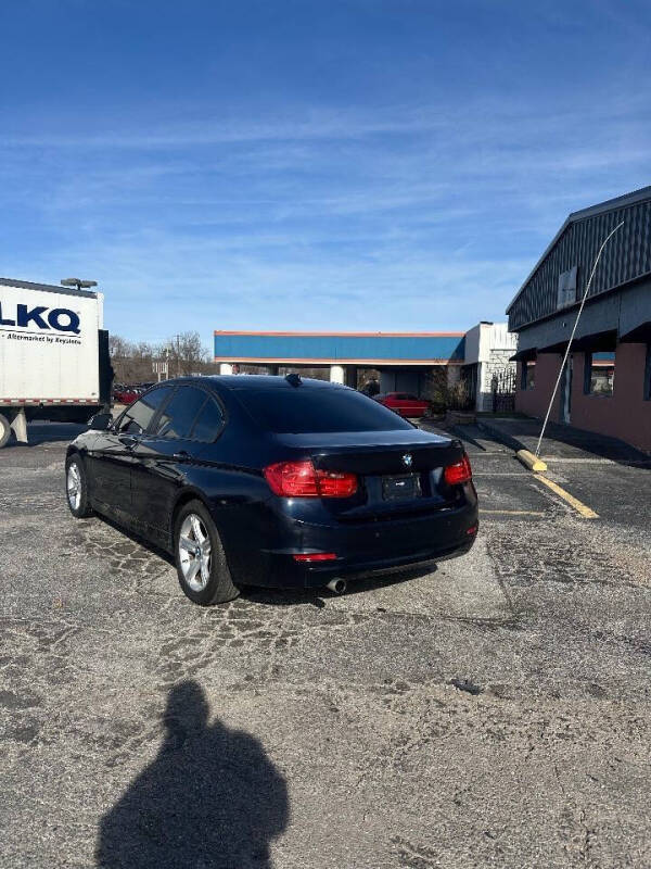 2015 BMW 3 Series 320i