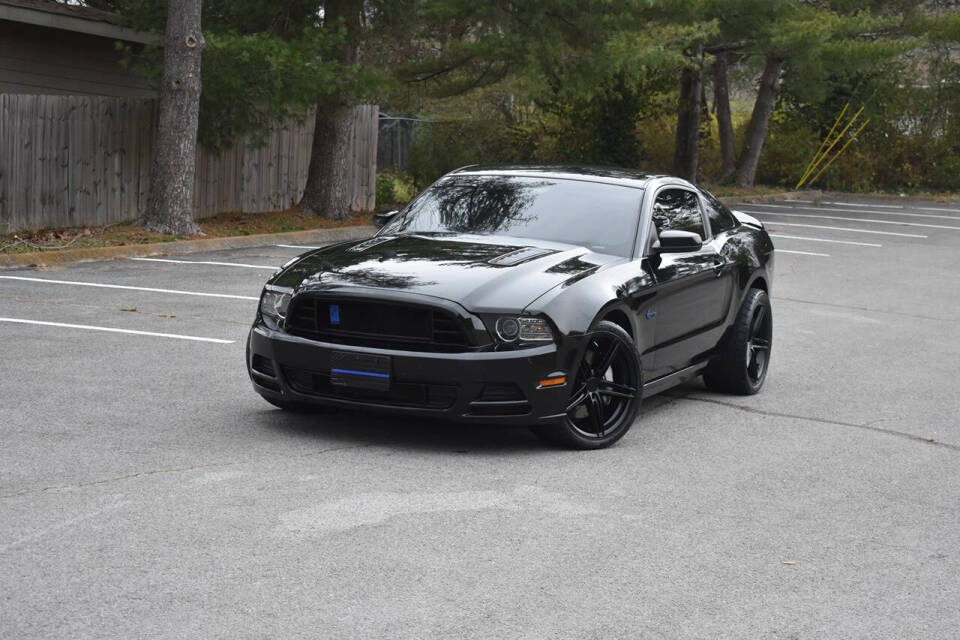 2014 Ford Mustang GT Premium's photo