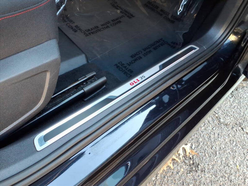 2019 Volkswagen Jetta GLI 35th Anniversary Edition