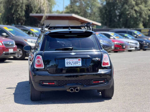 2011 MINI Cooper S