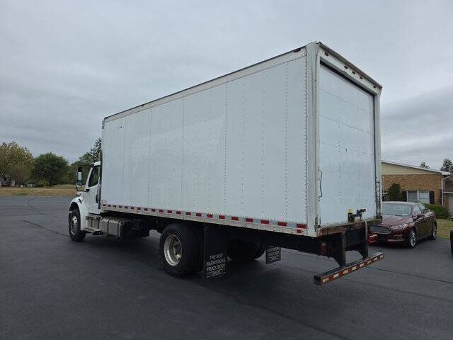 2015 Freightliner M2 106